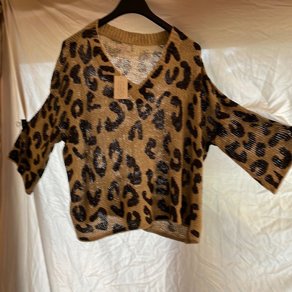 Boutique Fall Flowy Cheetah Sweater Medium